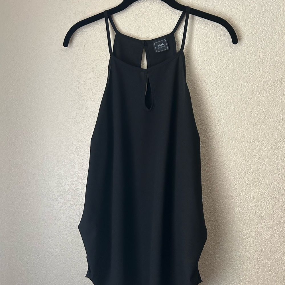 Black Sleeveless Top